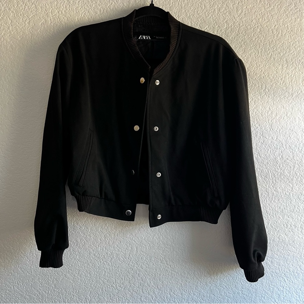Black Zara Cropped Bomber Jacket